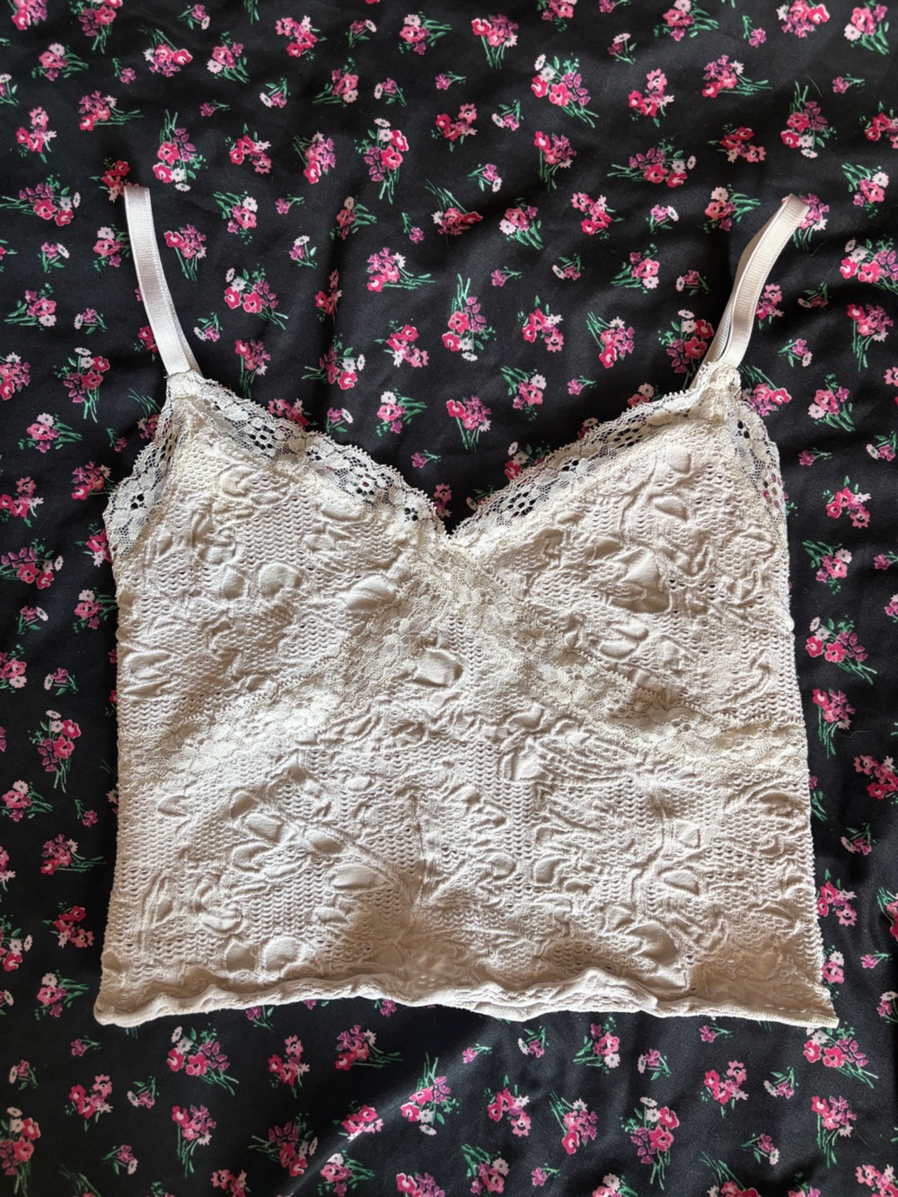 BDG Cream Lace Camis
